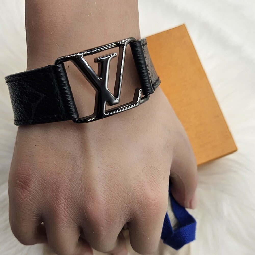 LV Monogram Eclipse Bracelet - Picture 6 of 14